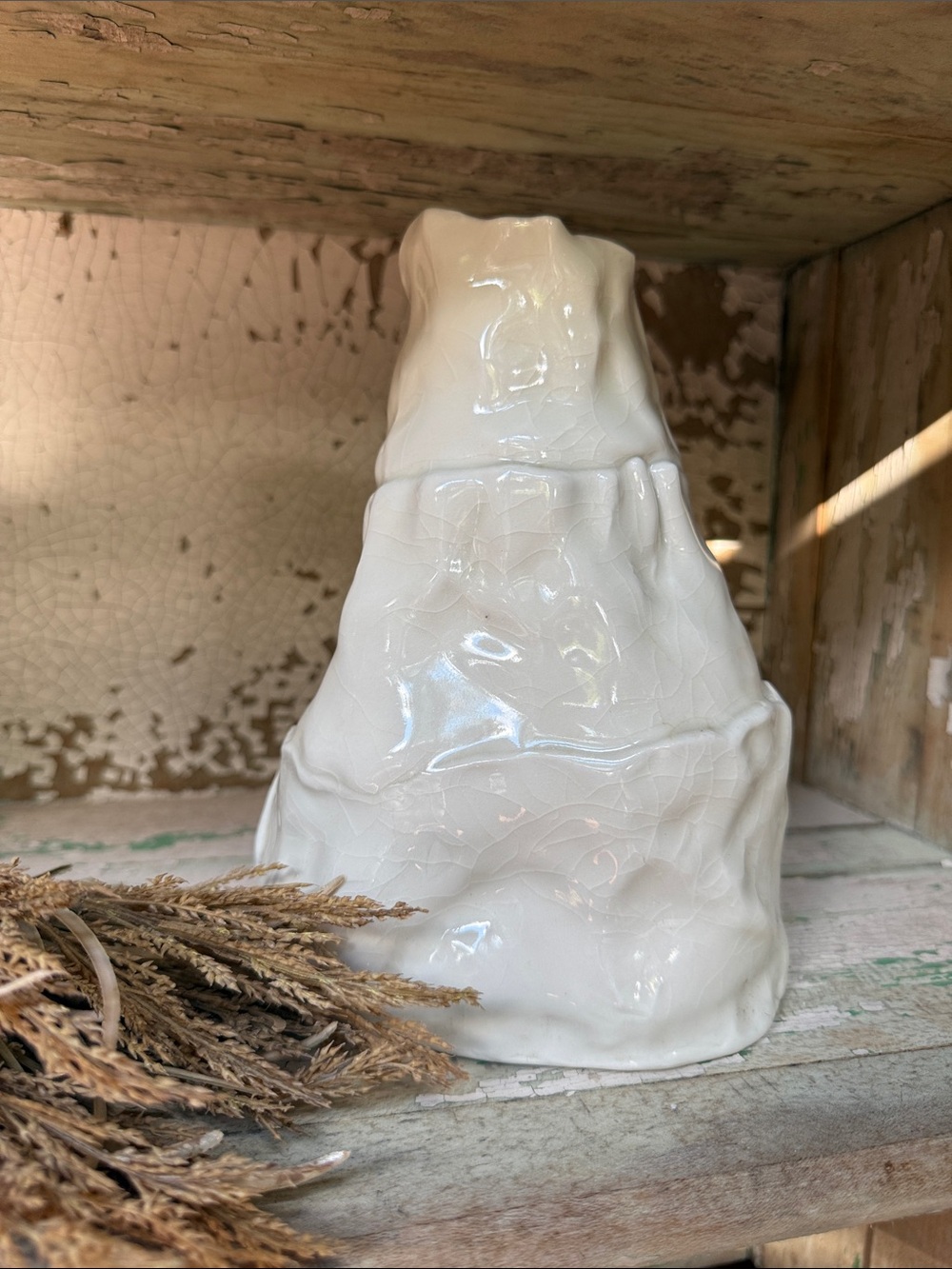 🌾 Vintage White Crazed Pottery Handmade Sculptural Vase 1983